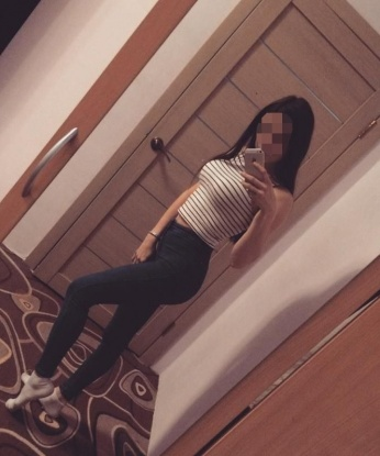 Изысканная красотка с аппетитной фигурой предлагает эксклюзивные услуги для настоящего ценителя женской красоты. Только для истинных гурманов! 4675, 24 года